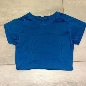 Lululemon swiftly tech short sleeve